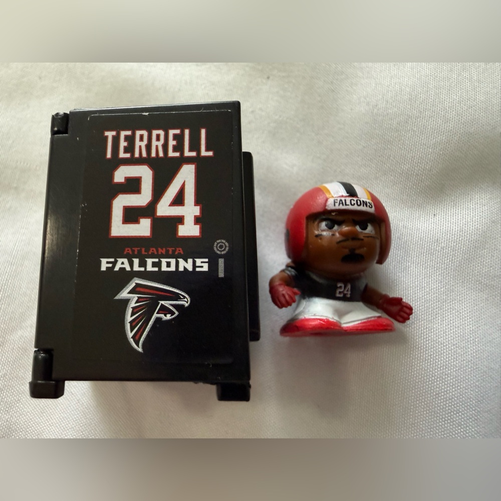 Atlanta Falcons Terrell Teenymate Locker